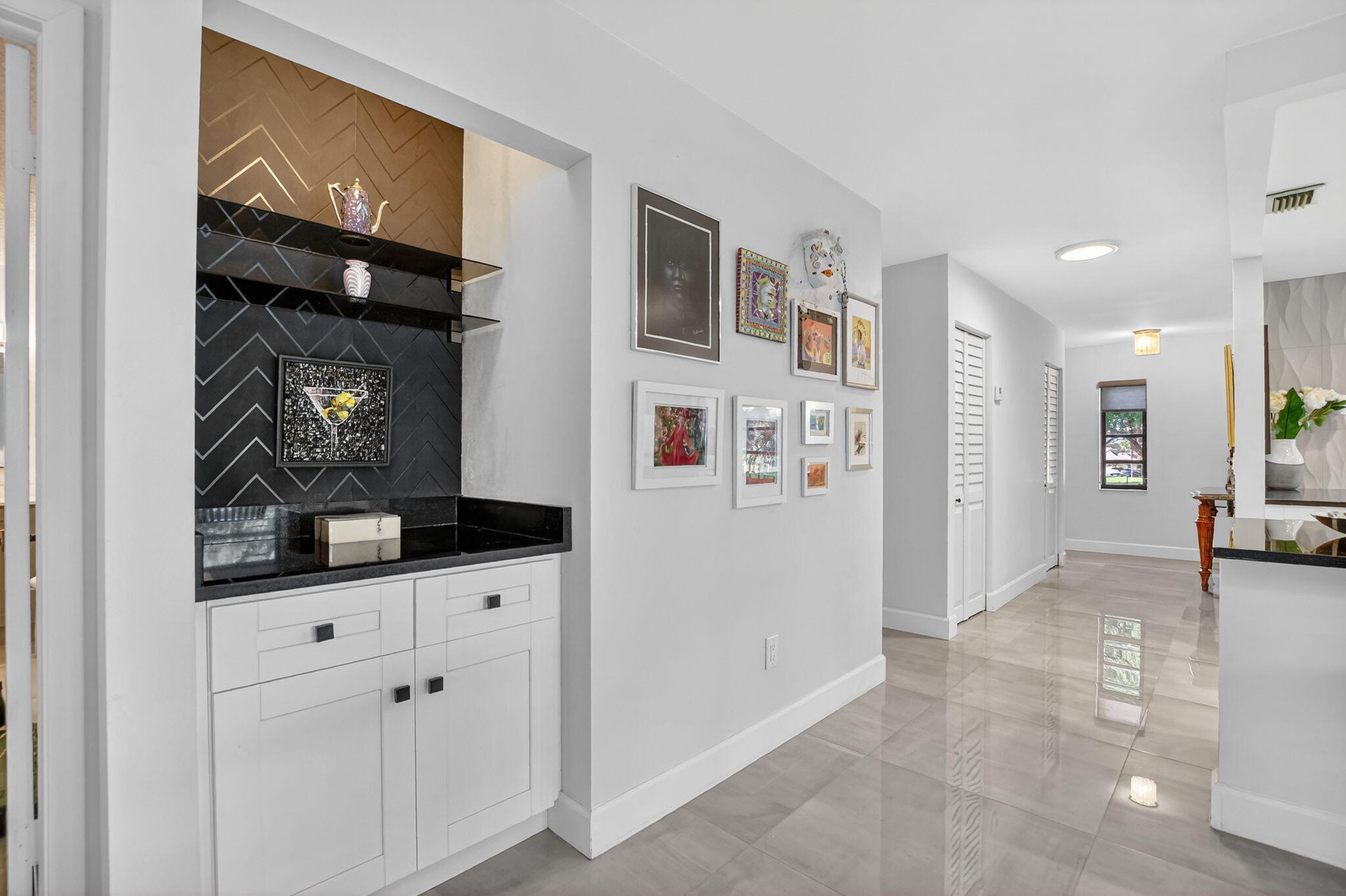 8310 Casa Del Lago #1b, Boca Raton FL 33433