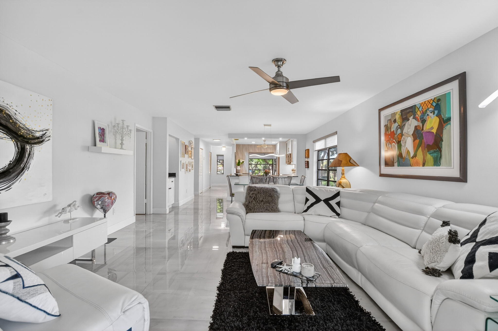 8310 Casa Del Lago #1b, Boca Raton FL 33433