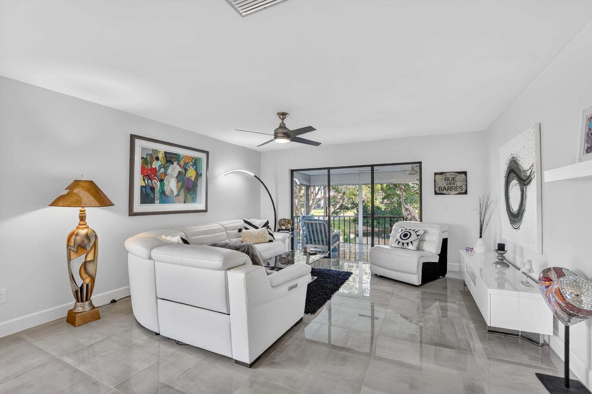 8310 Casa Del Lago #1b, Boca Raton FL 33433