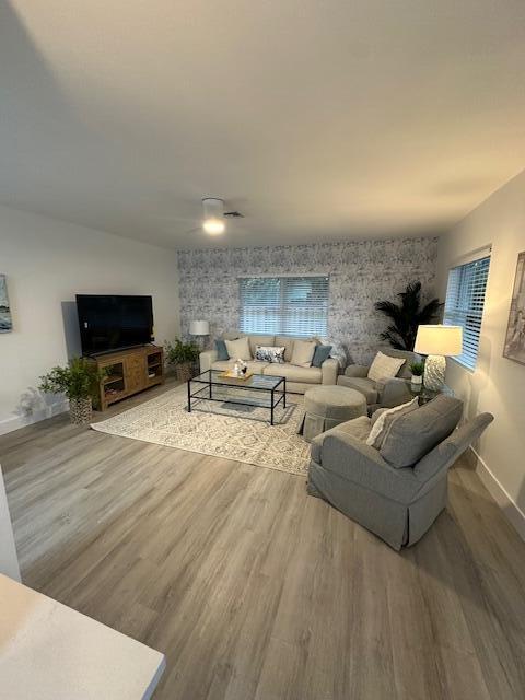 522 Eastwind, North Palm Beach FL 33408