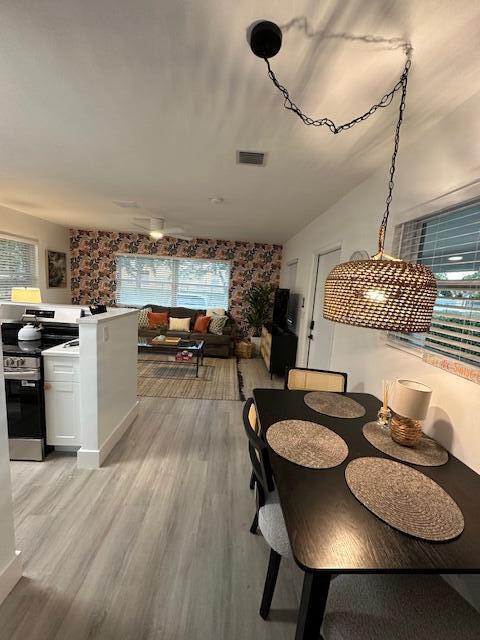 524 Eastwind #524, North Palm Beach FL 33408