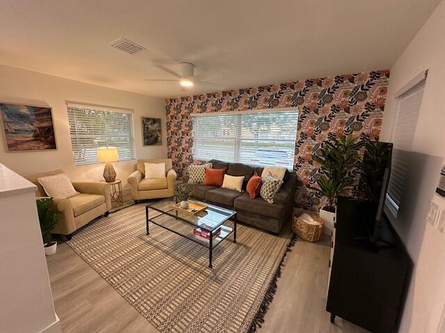 524 Eastwind #524, North Palm Beach FL 33408