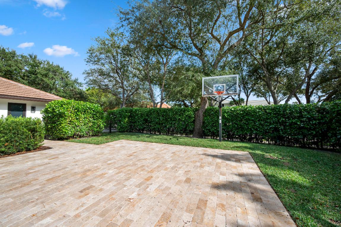 2350 NW 43rd, Boca Raton FL 33431