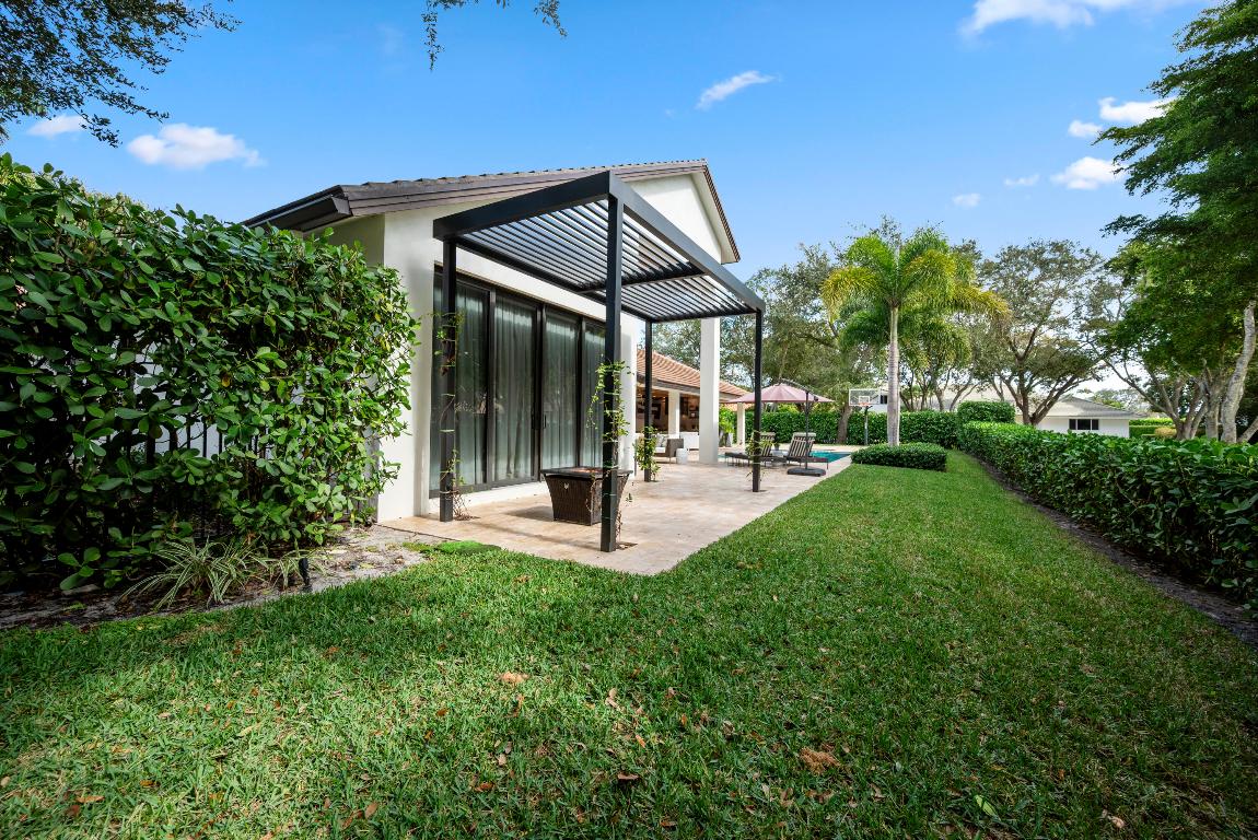 2350 NW 43rd, Boca Raton FL 33431