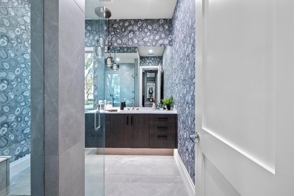 2350 NW 43rd, Boca Raton FL 33431