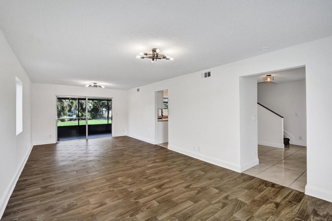 9855 Robins Nest, Boca Raton FL 33496