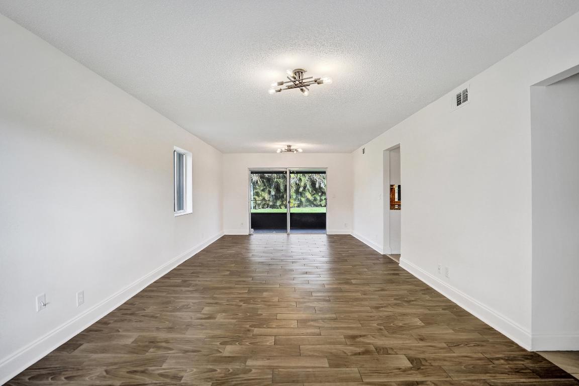 9855 Robins Nest, Boca Raton FL 33496