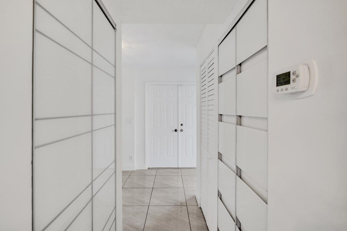 9855 Robins Nest, Boca Raton FL 33496