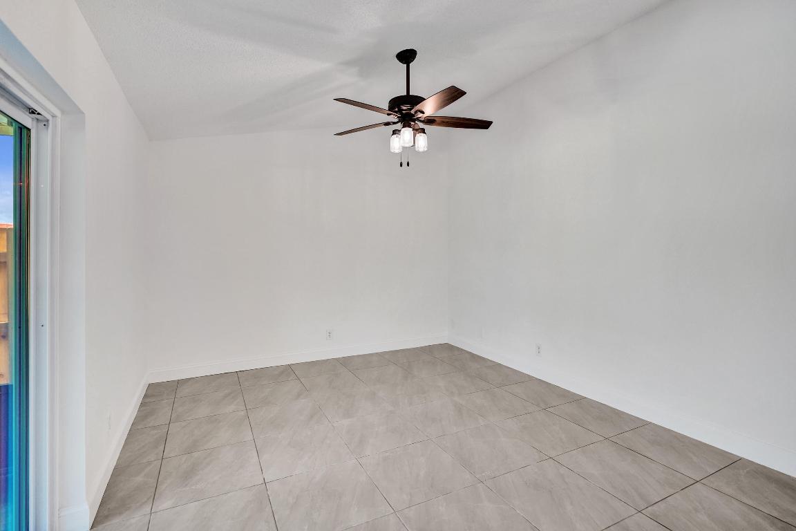 9855 Robins Nest, Boca Raton FL 33496