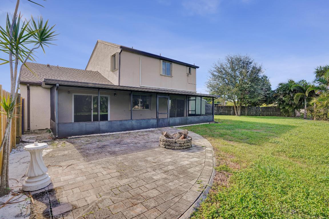 9855 Robins Nest, Boca Raton FL 33496