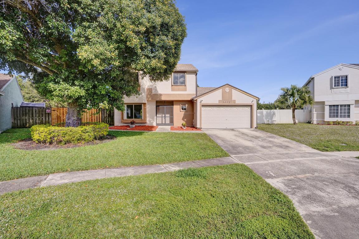 9855 Robins Nest, Boca Raton FL 33496
