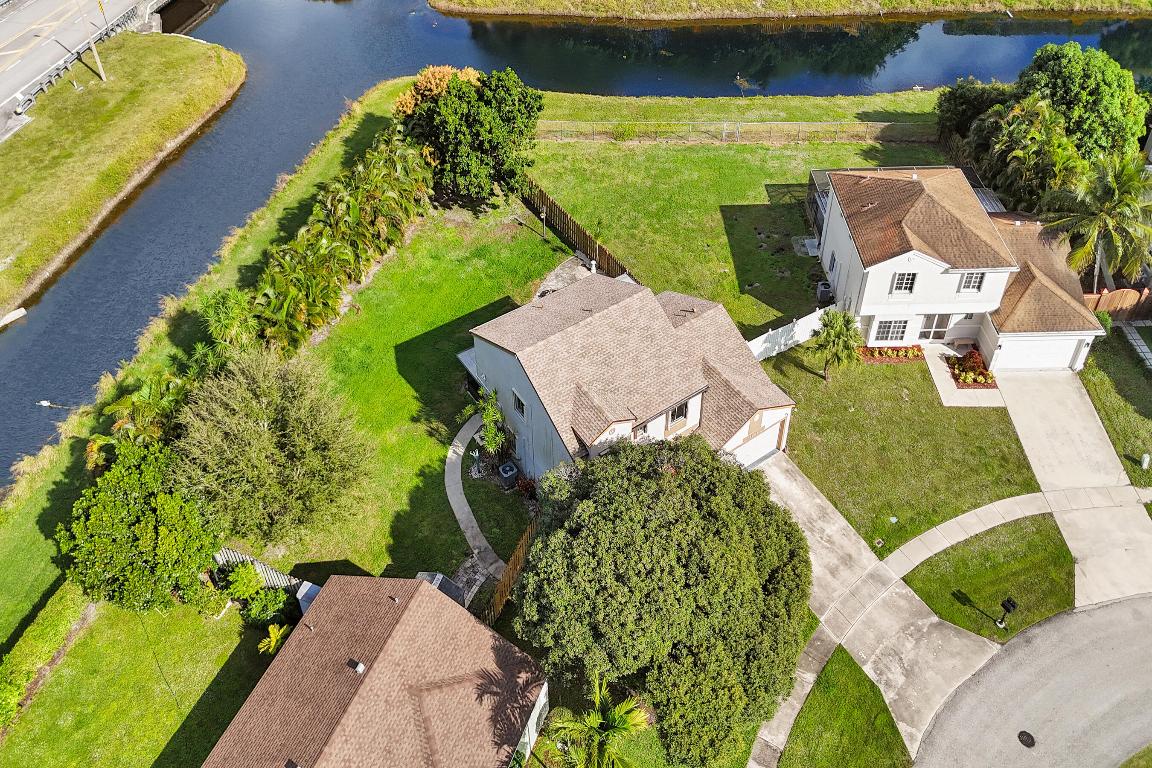 9855 Robins Nest, Boca Raton FL 33496