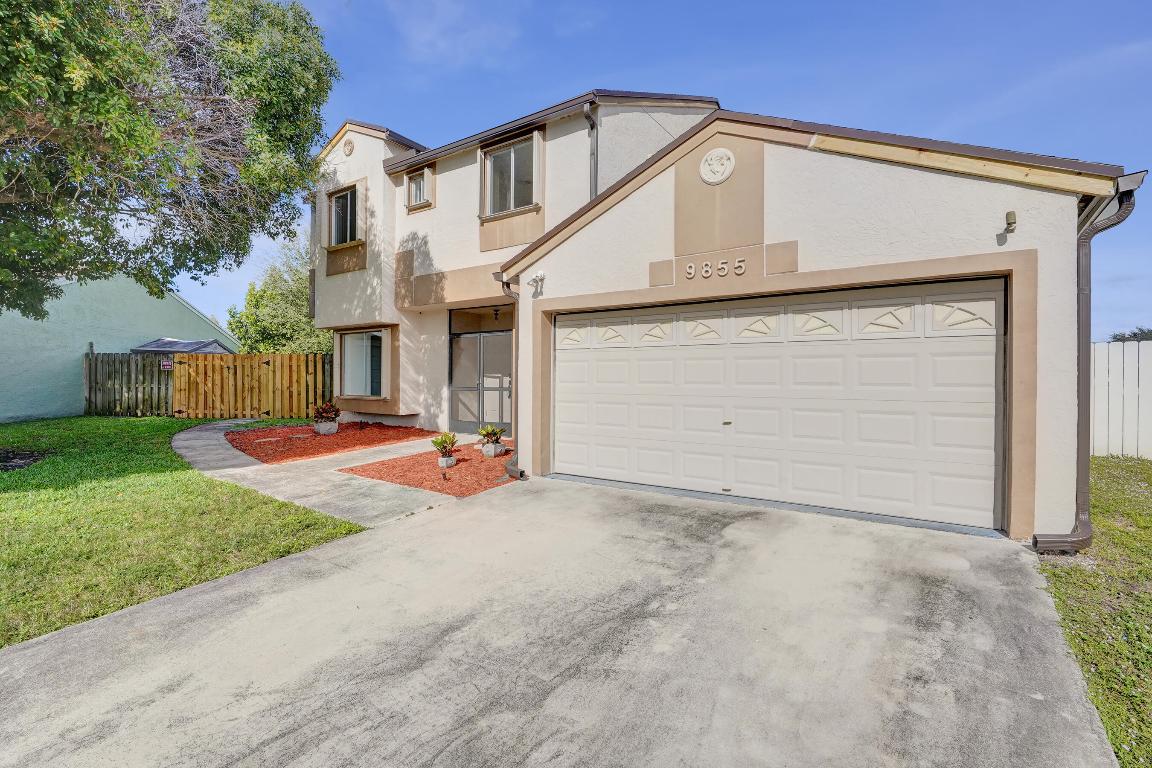 9855 Robins Nest, Boca Raton FL 33496