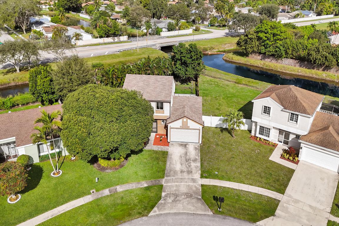 9855 Robins Nest, Boca Raton FL 33496