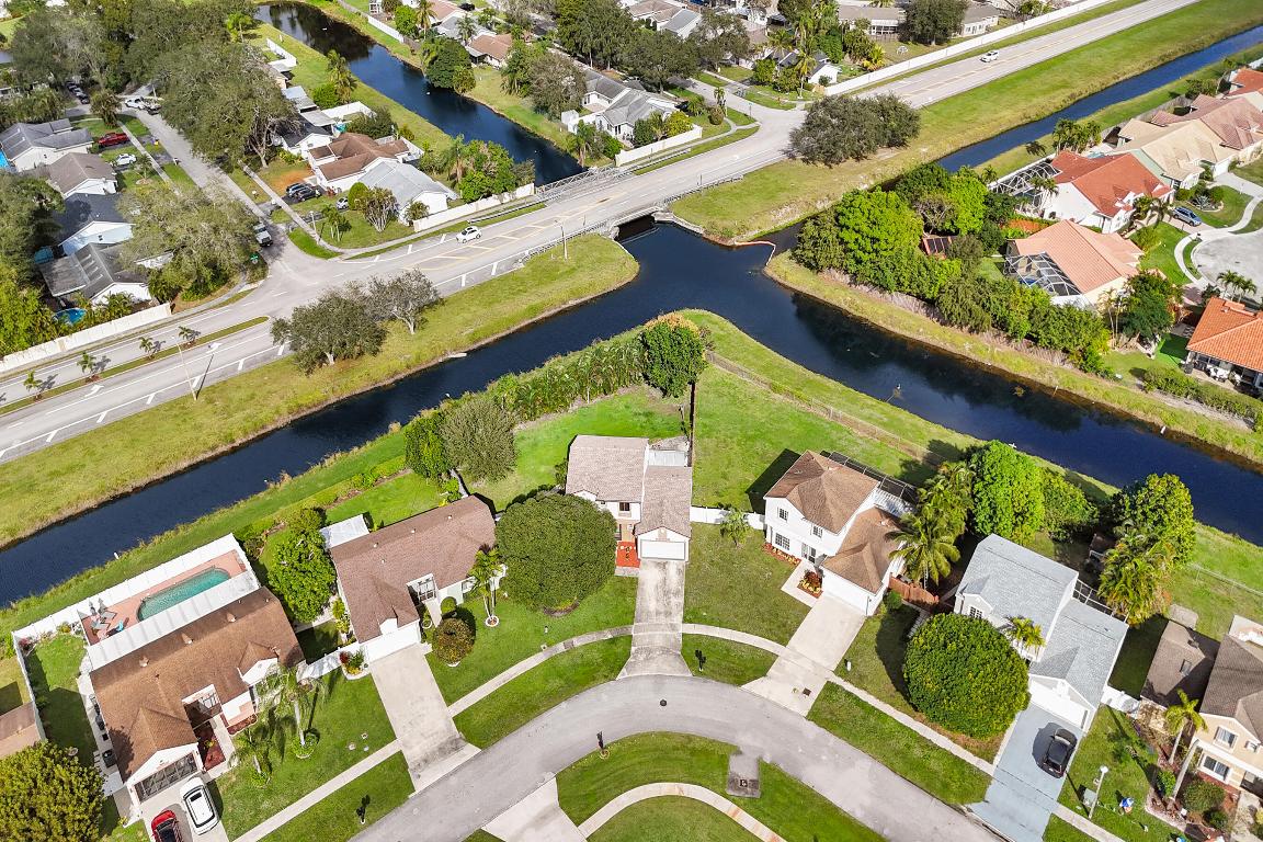 9855 Robins Nest, Boca Raton FL 33496