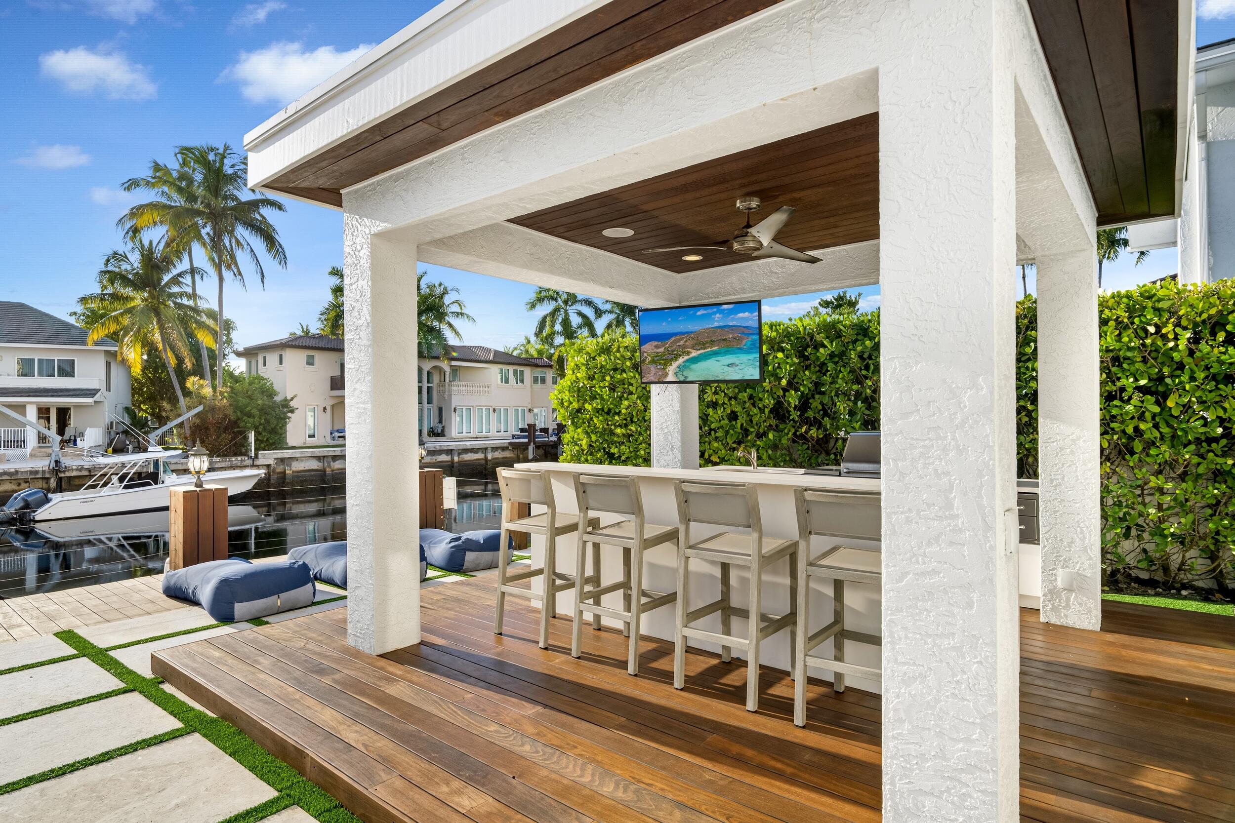 16430 NE 30th, North Miami Beach FL 33160