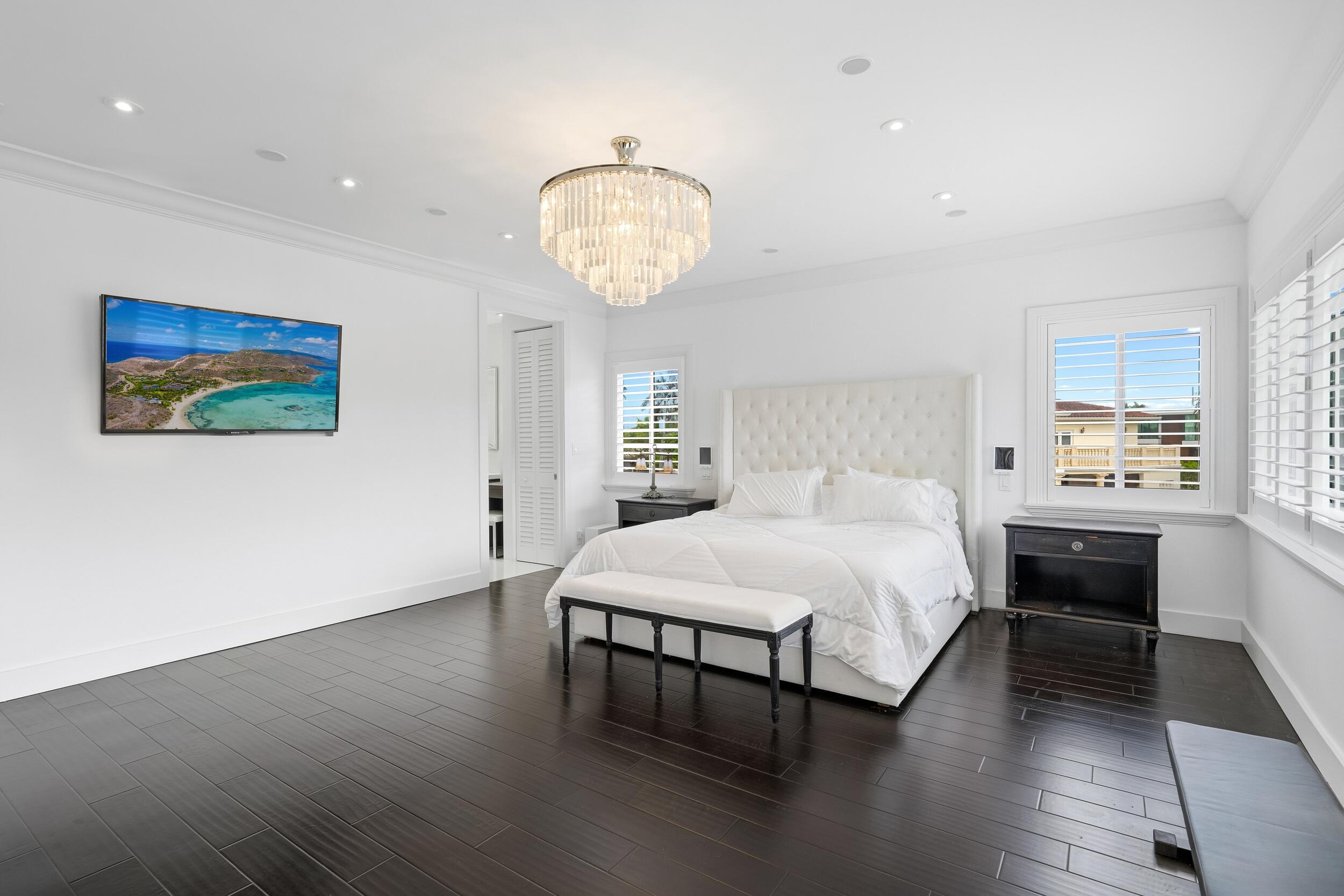 16430 NE 30th, North Miami Beach FL 33160