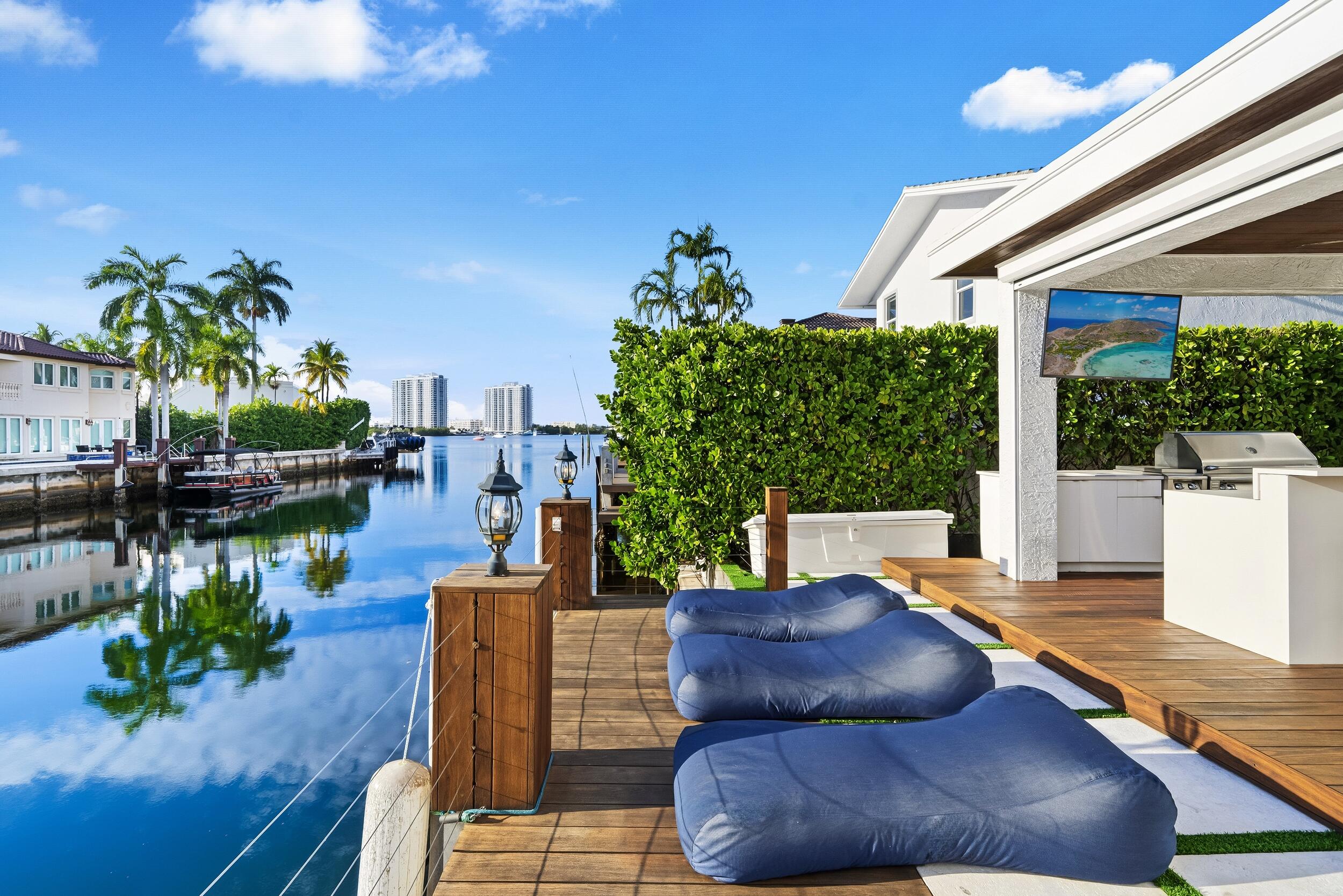 16430 NE 30th, North Miami Beach FL 33160