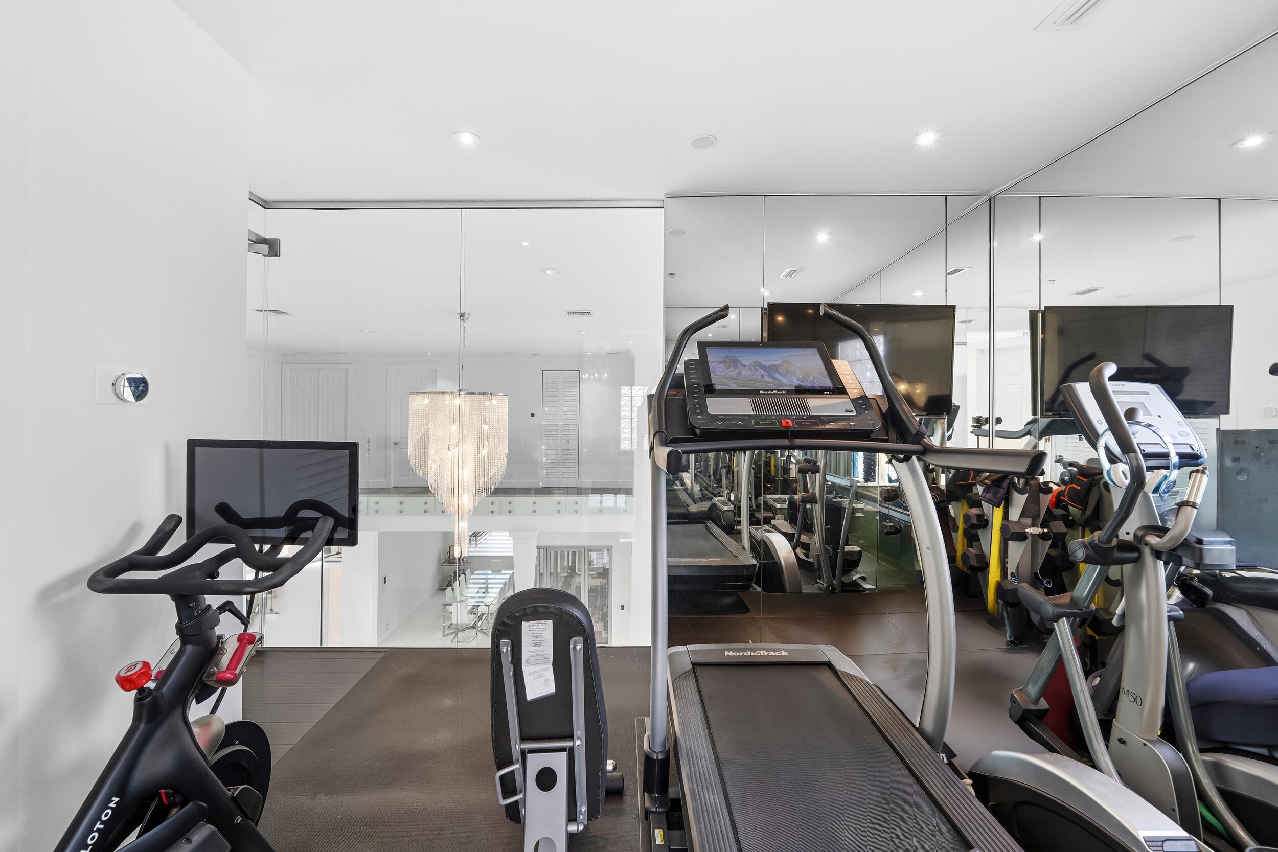 16430 NE 30th, North Miami Beach FL 33160