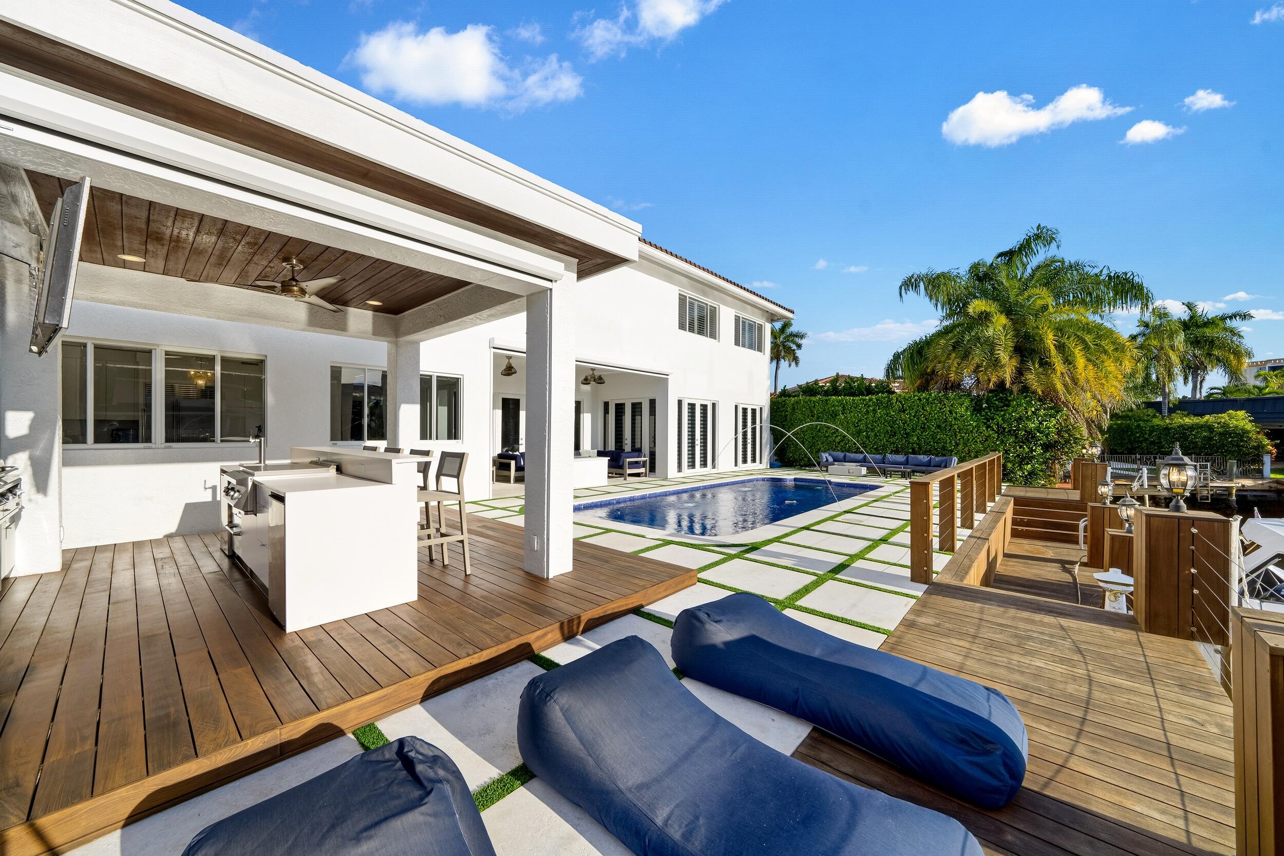 16430 NE 30th, North Miami Beach FL 33160