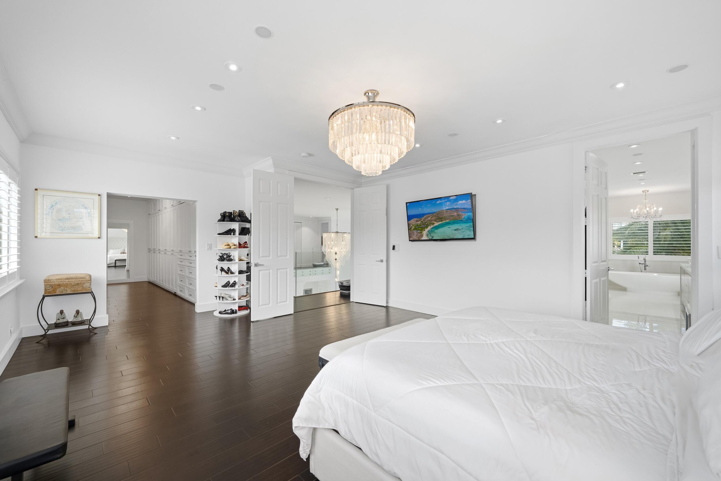 16430 NE 30th, North Miami Beach FL 33160