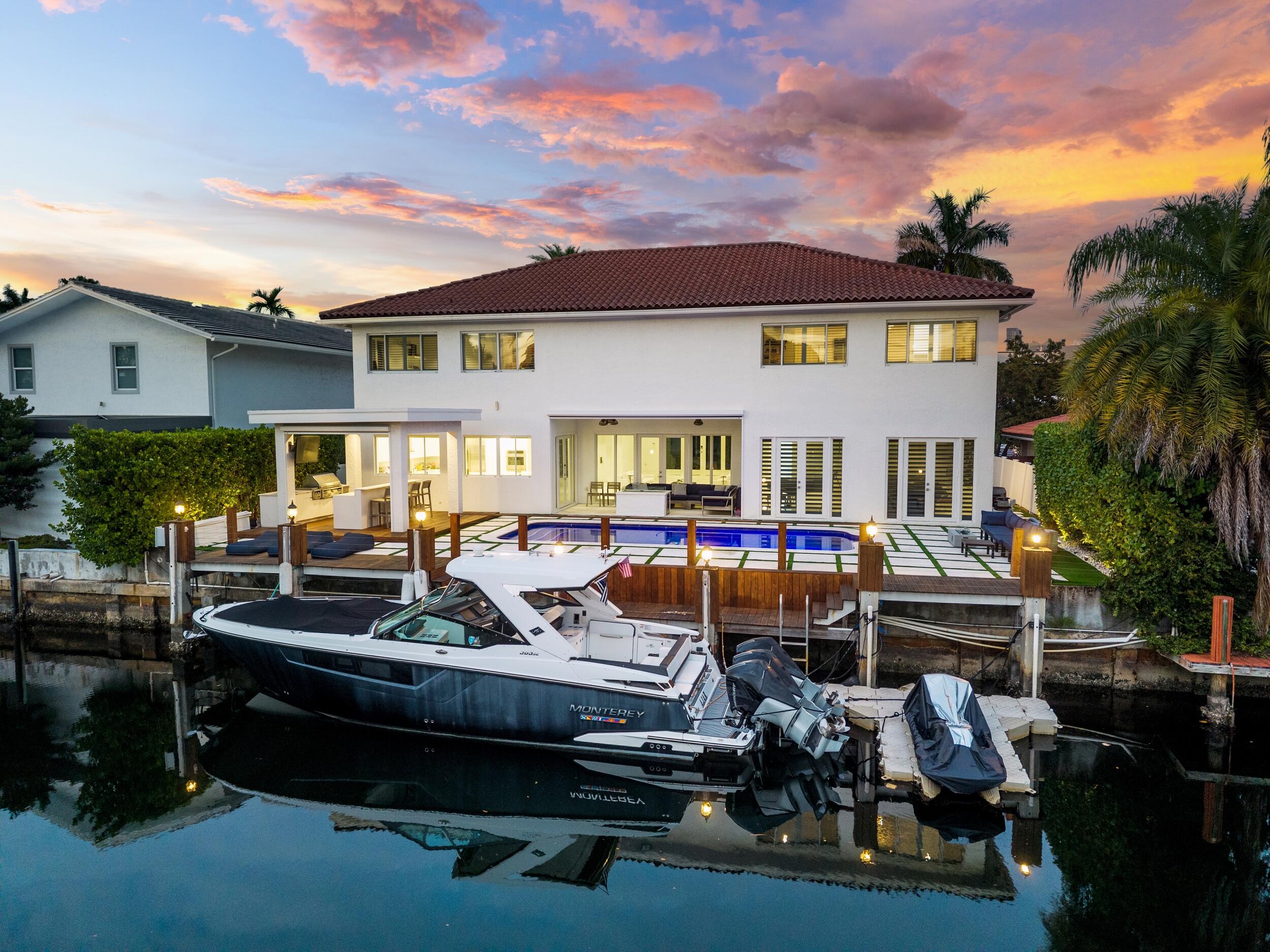 16430 NE 30th, North Miami Beach FL 33160