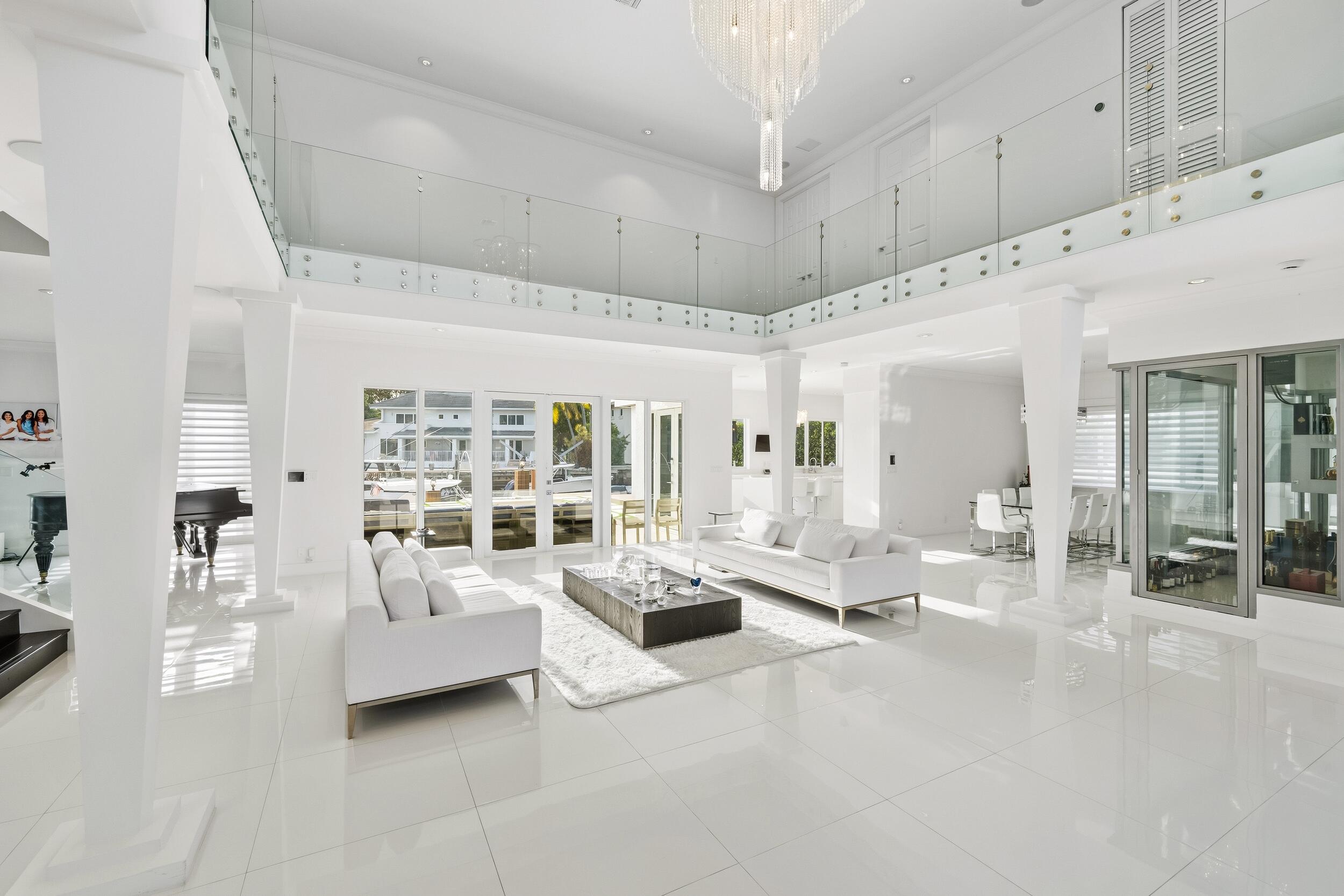 16430 NE 30th, North Miami Beach FL 33160