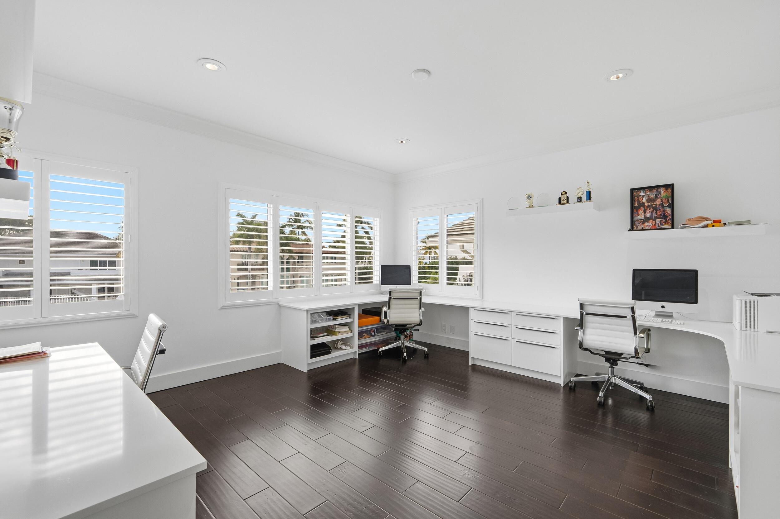 16430 NE 30th, North Miami Beach FL 33160