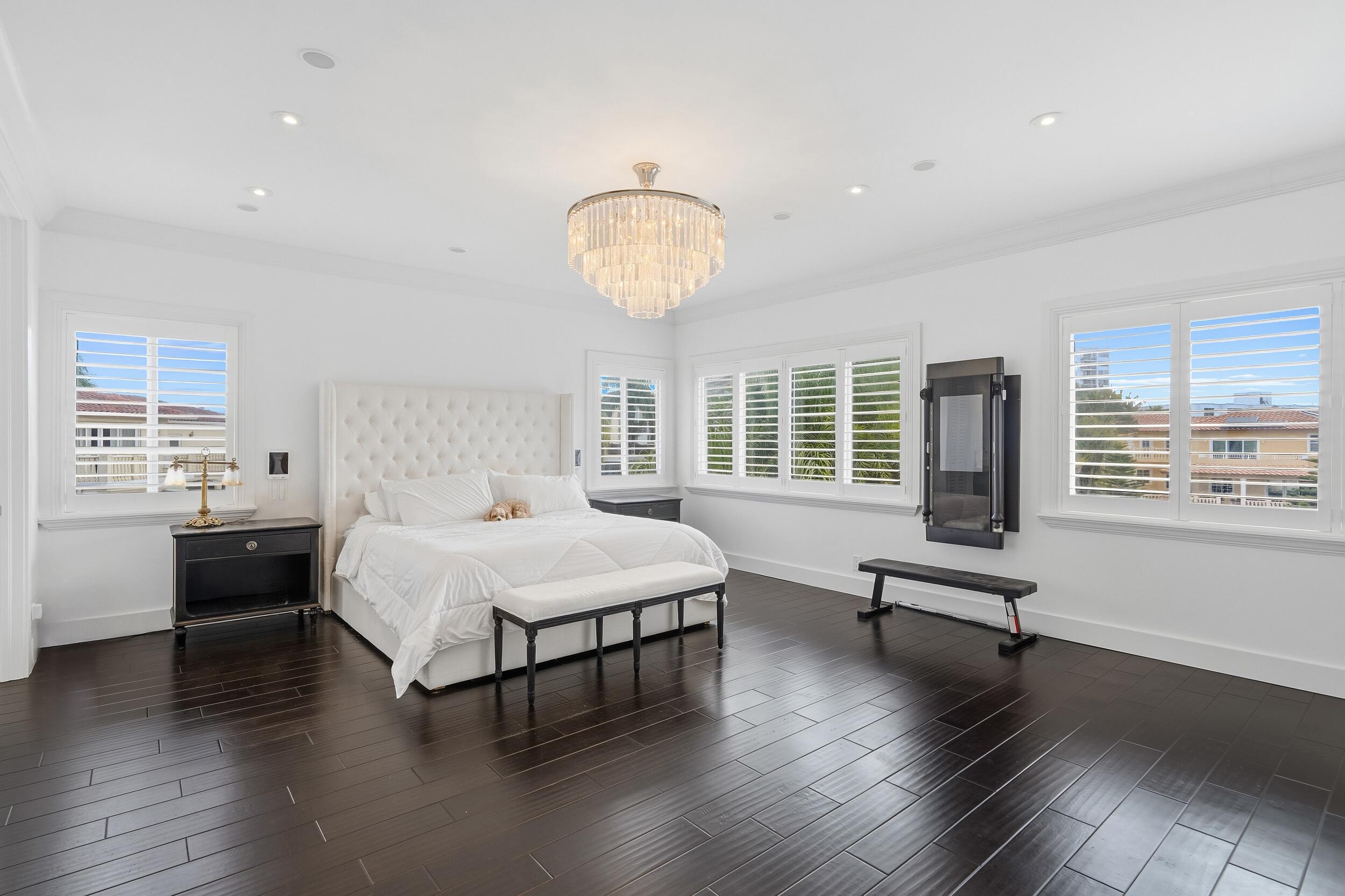 16430 NE 30th, North Miami Beach FL 33160