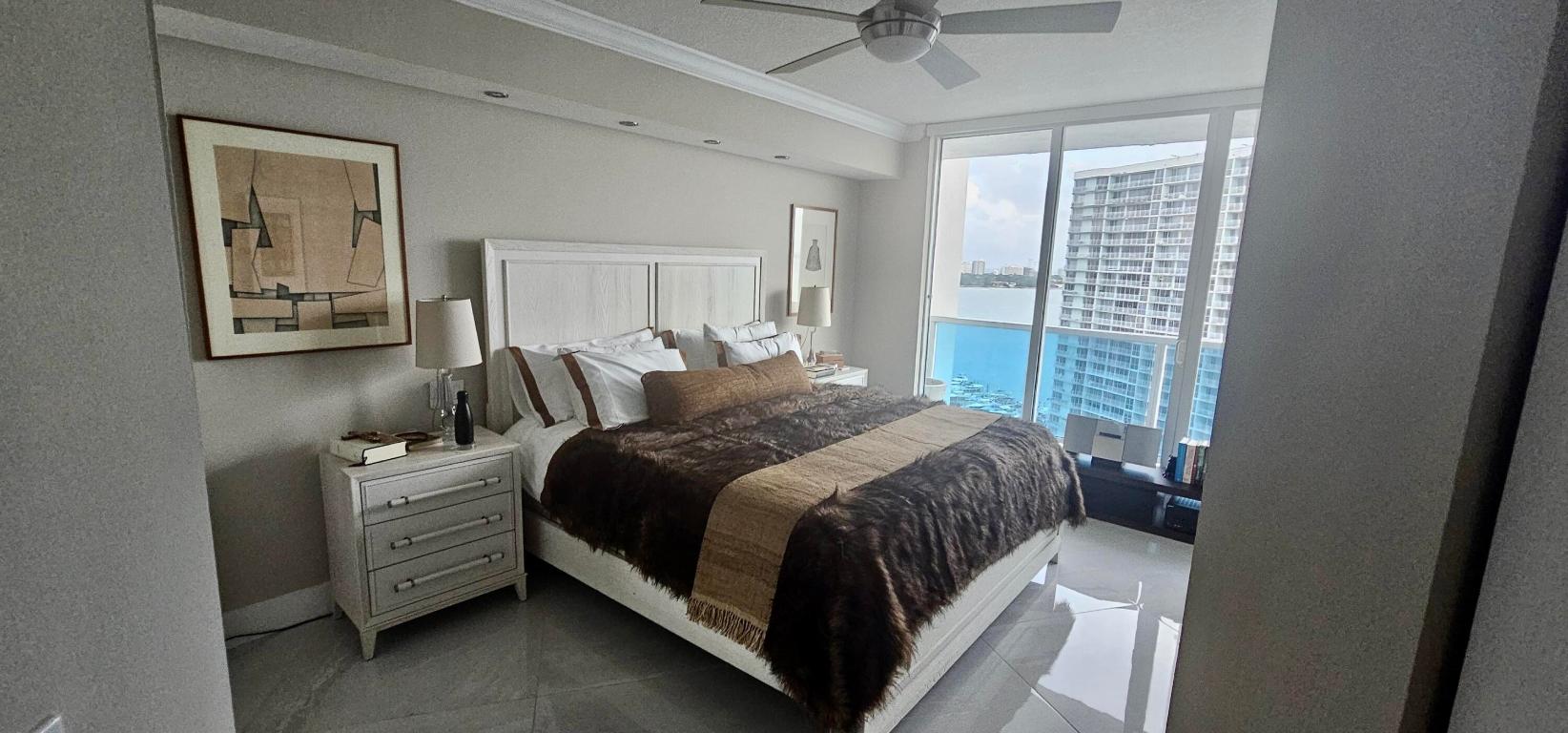 1881 79th St Cswy, Miami Beach FL 33141