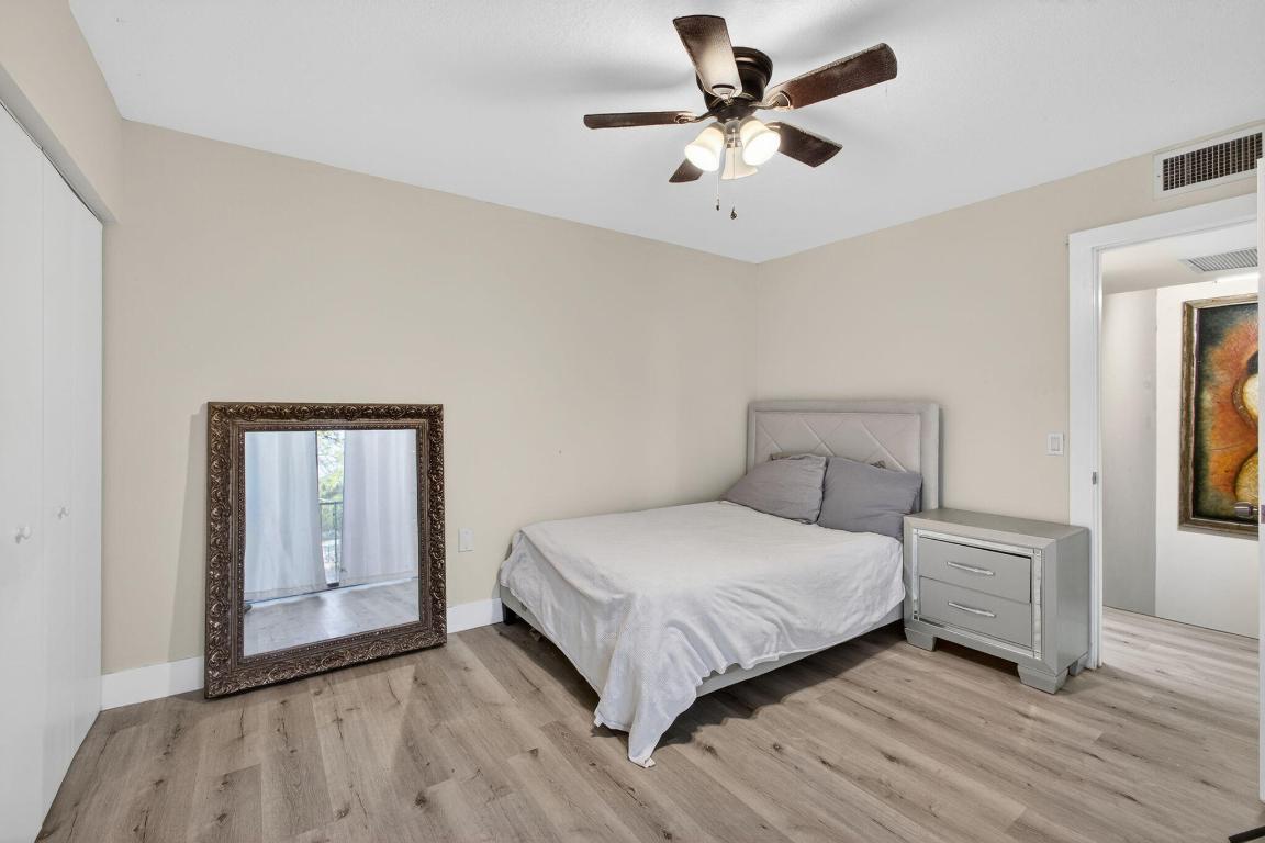 701 7th, Palm Beach Gardens FL 33418