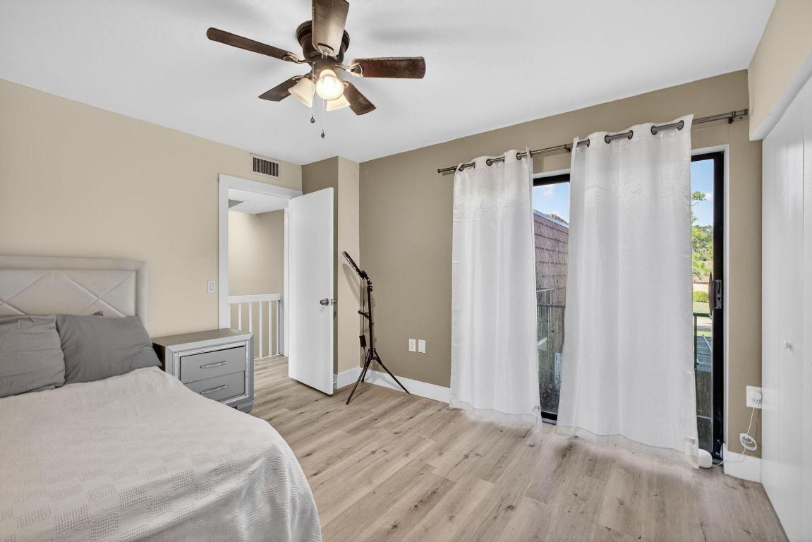 701 7th, Palm Beach Gardens FL 33418