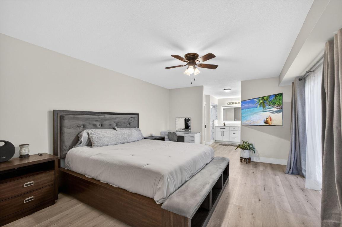 701 7th, Palm Beach Gardens FL 33418