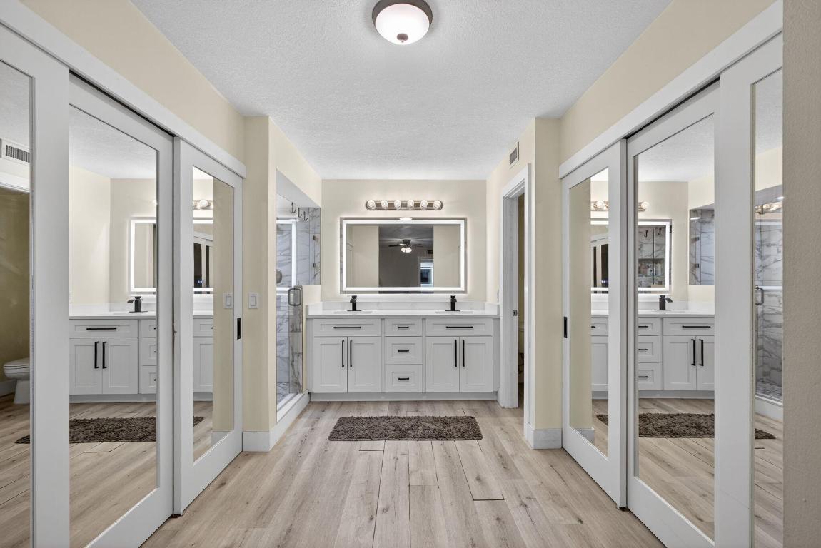 701 7th, Palm Beach Gardens FL 33418