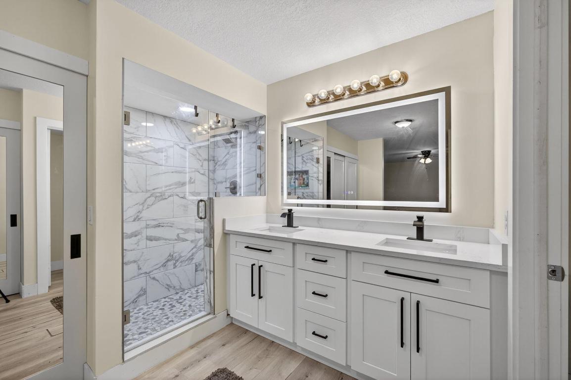 701 7th, Palm Beach Gardens FL 33418