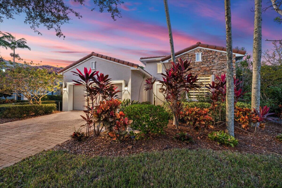 2023 Graden, Palm Beach Gardens FL 33410