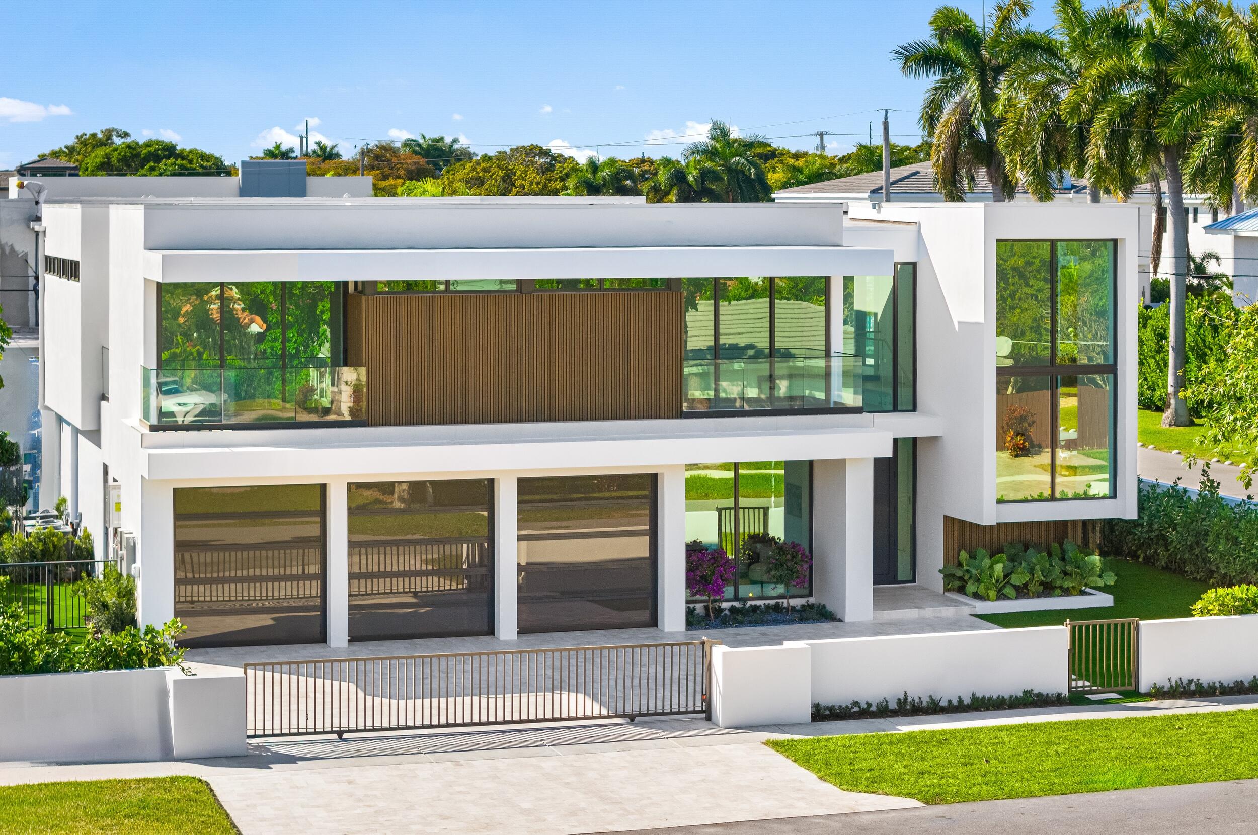 1099 NE 4th, Boca Raton FL 33432