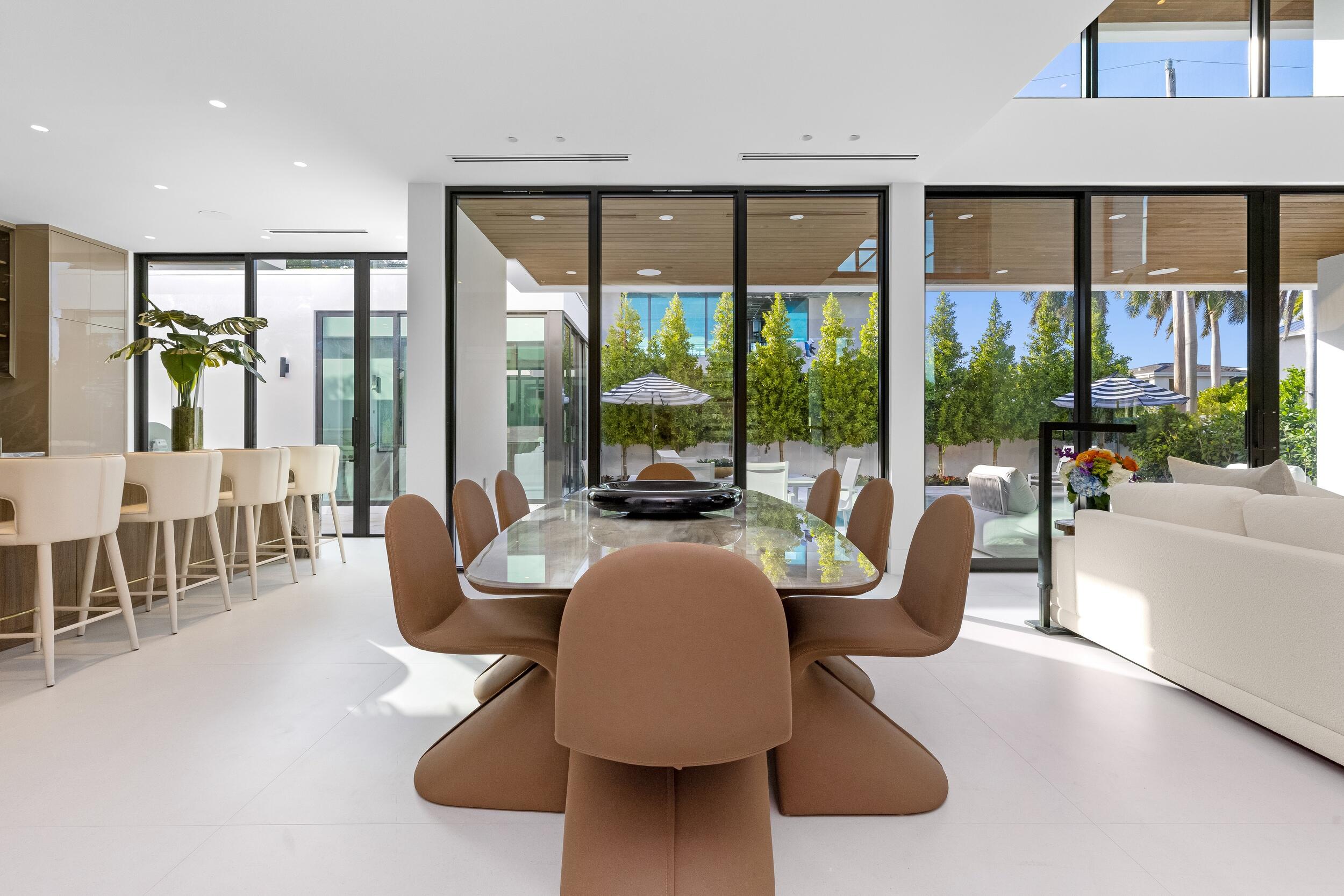 1099 NE 4th, Boca Raton FL 33432