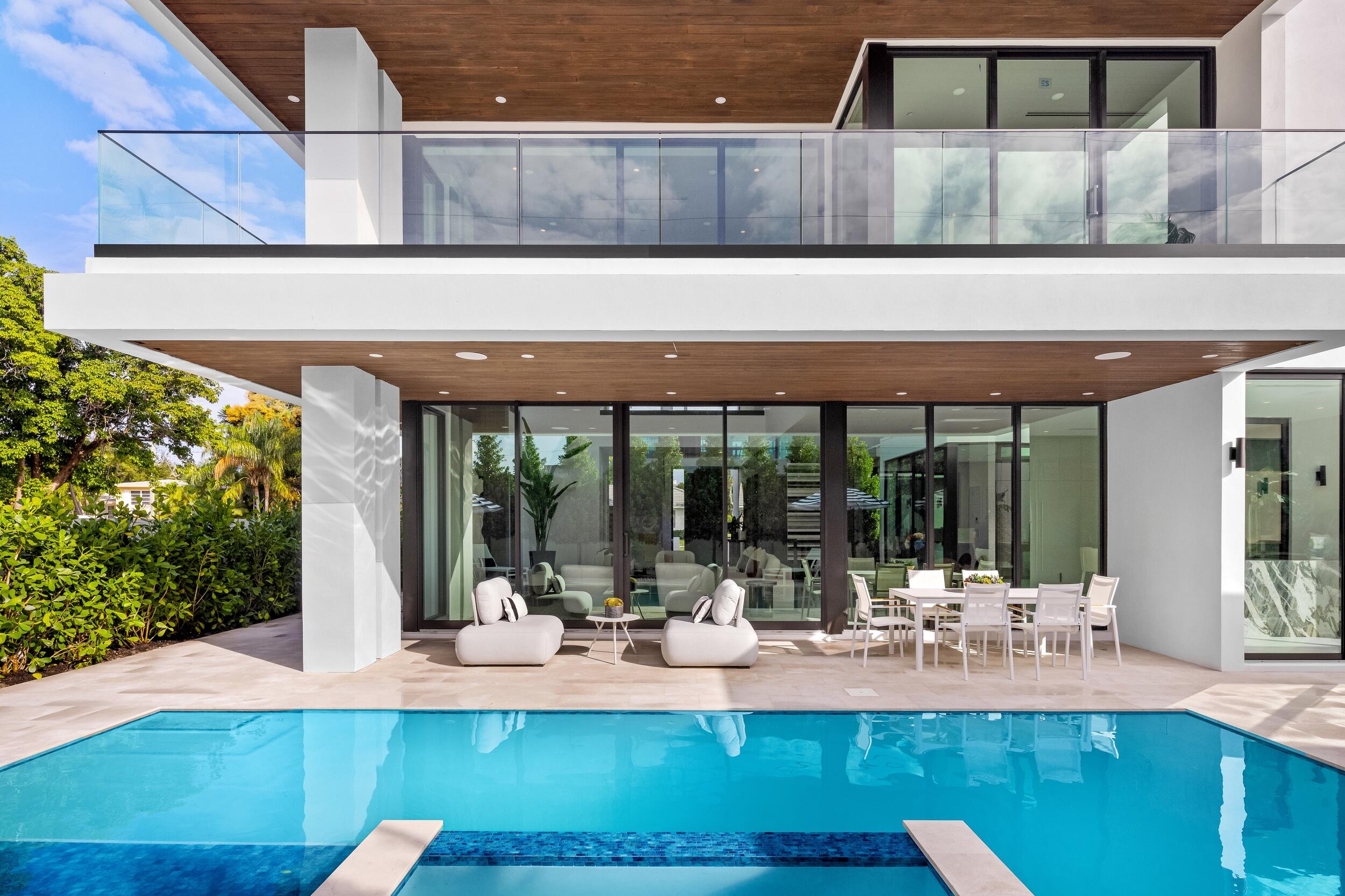 1099 NE 4th, Boca Raton FL 33432
