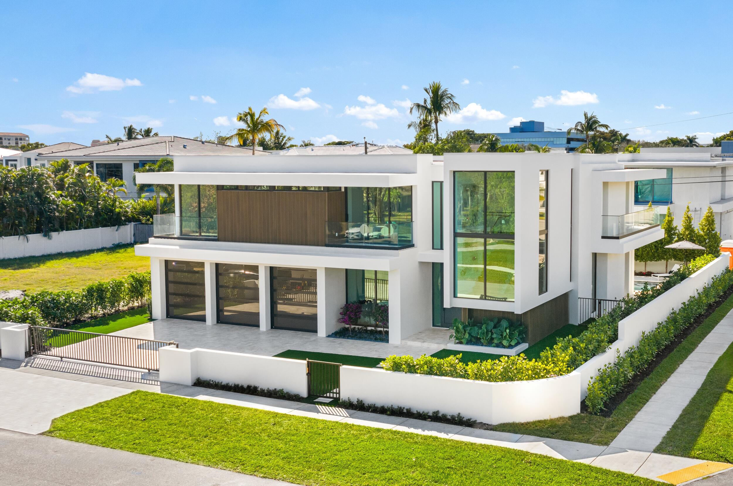 1099 NE 4th, Boca Raton FL 33432