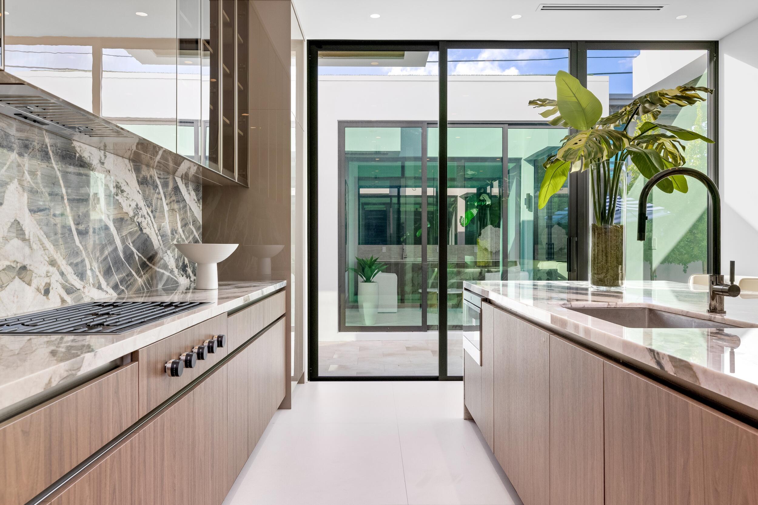 1099 NE 4th, Boca Raton FL 33432