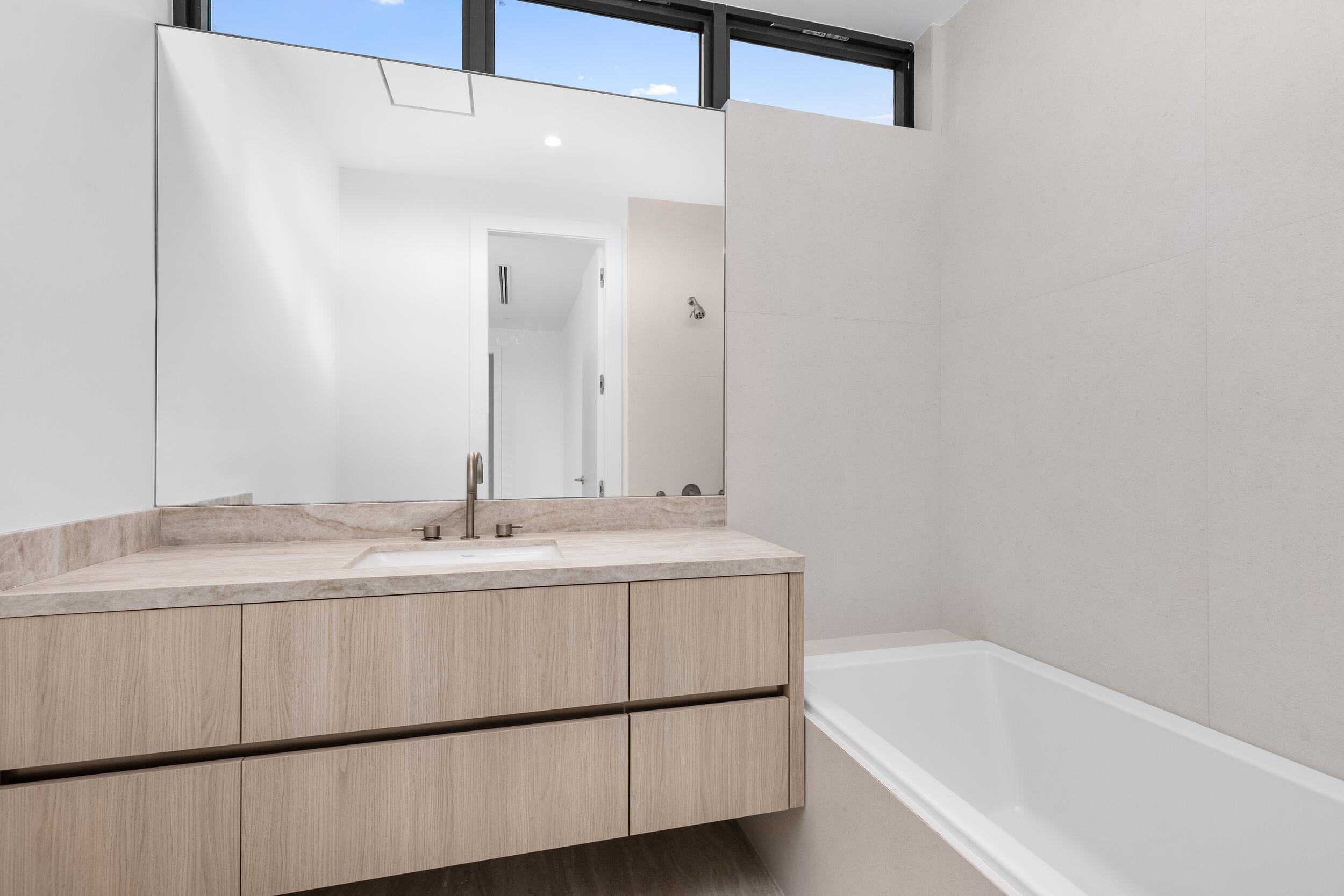 1099 NE 4th, Boca Raton FL 33432