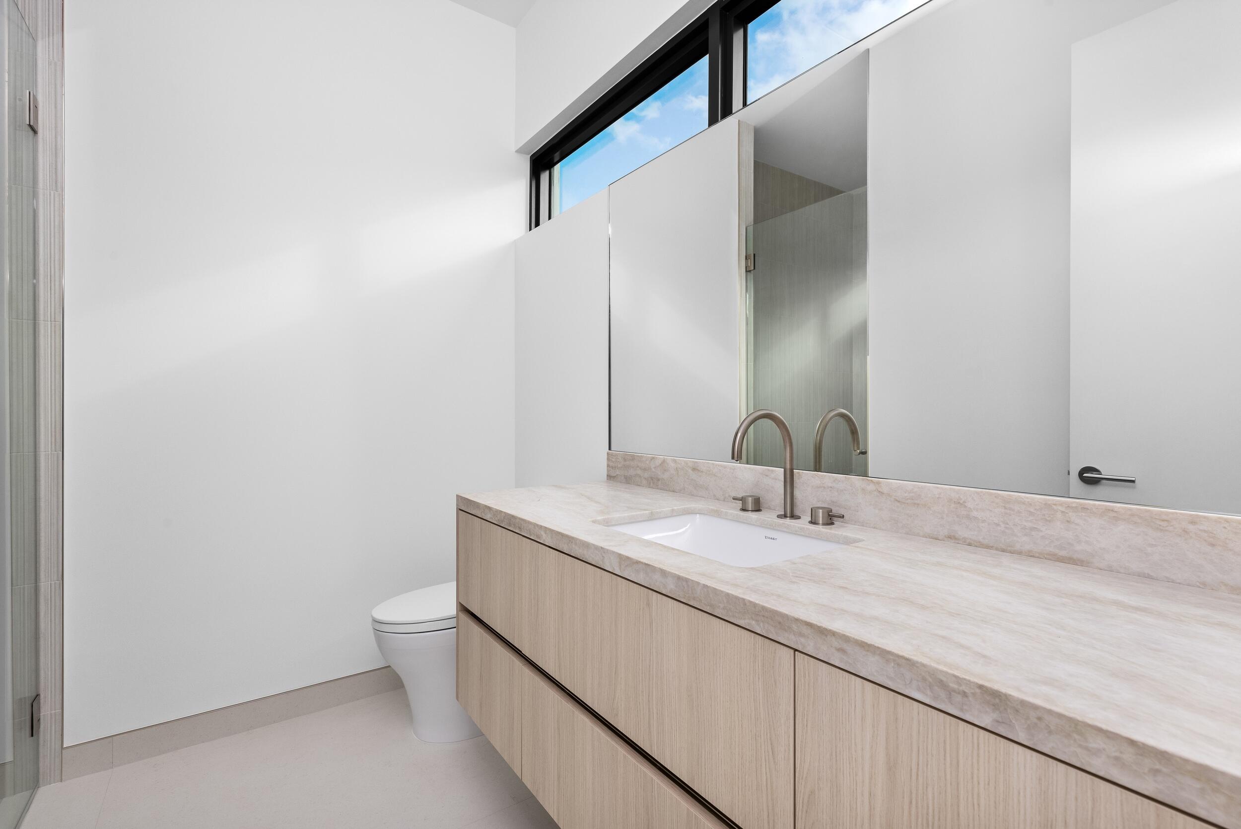 1099 NE 4th, Boca Raton FL 33432