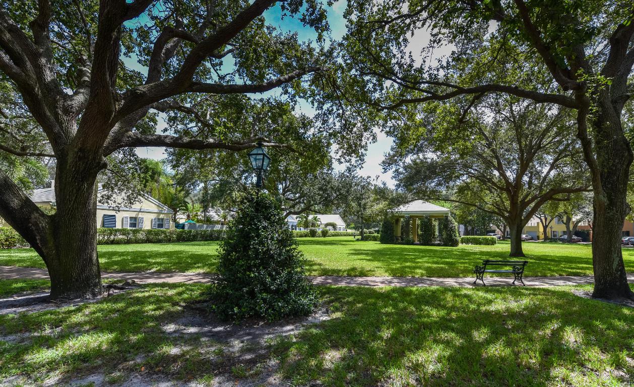 23325 Drayton, Boca Raton FL 33433