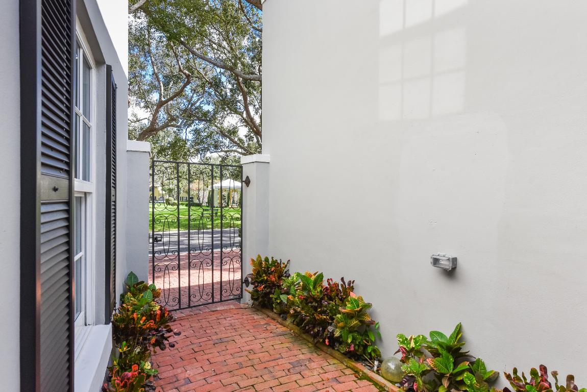 23325 Drayton, Boca Raton FL 33433