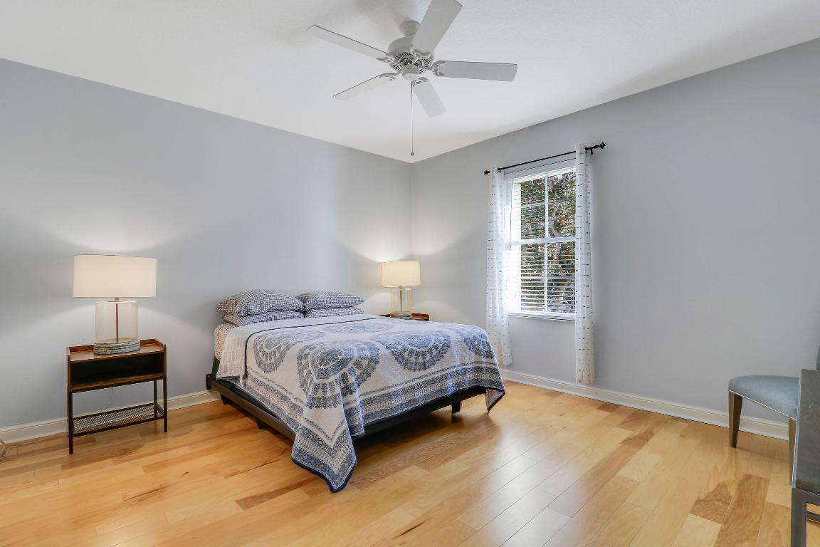231 Evergrene #22-C, Palm Beach Gardens FL 33410