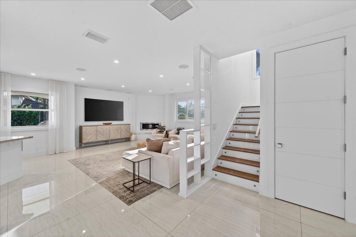 3872 NW 53rd, Boca Raton FL 33496