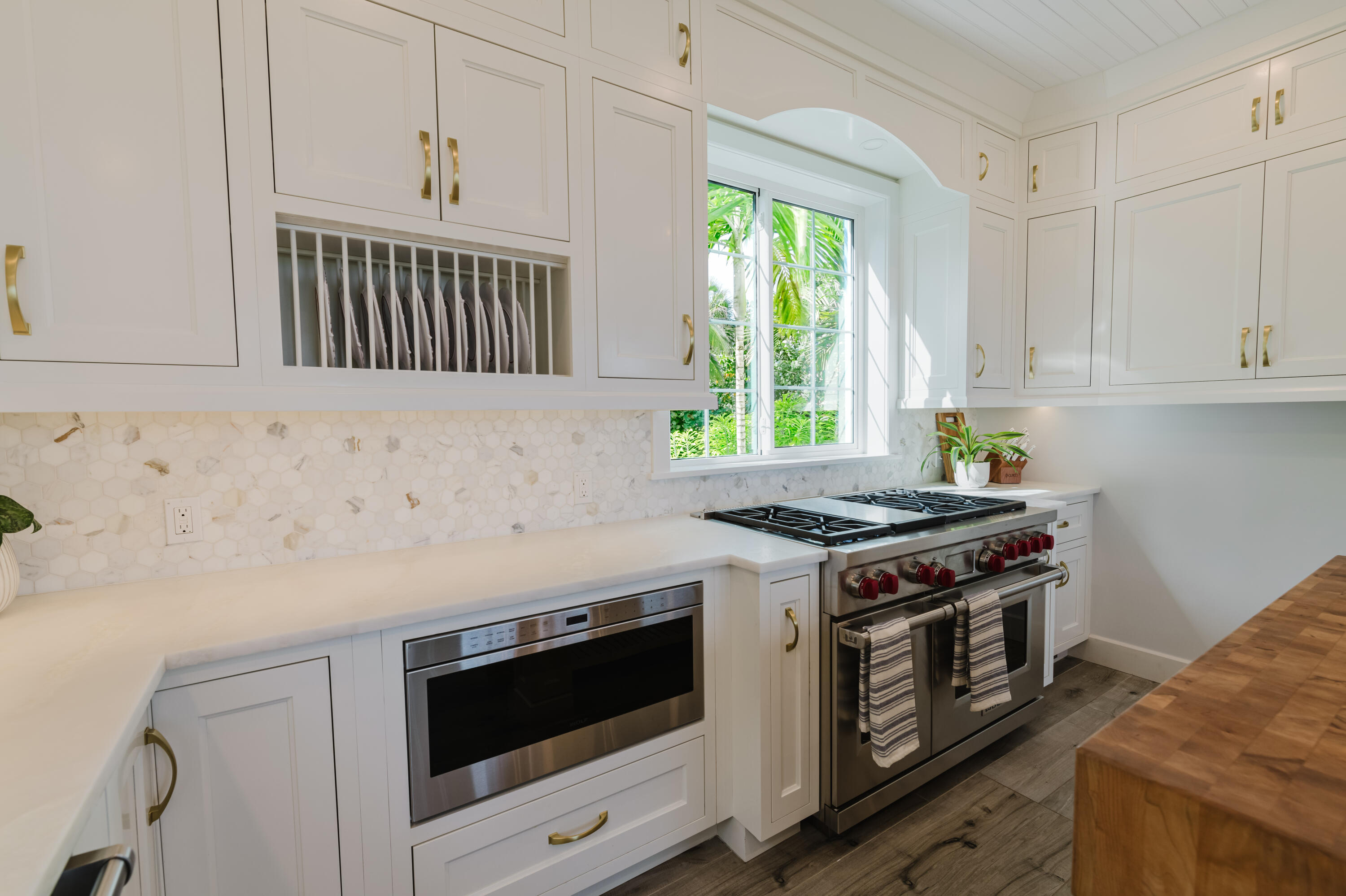 113 N Beach, Jupiter Island FL 33455
