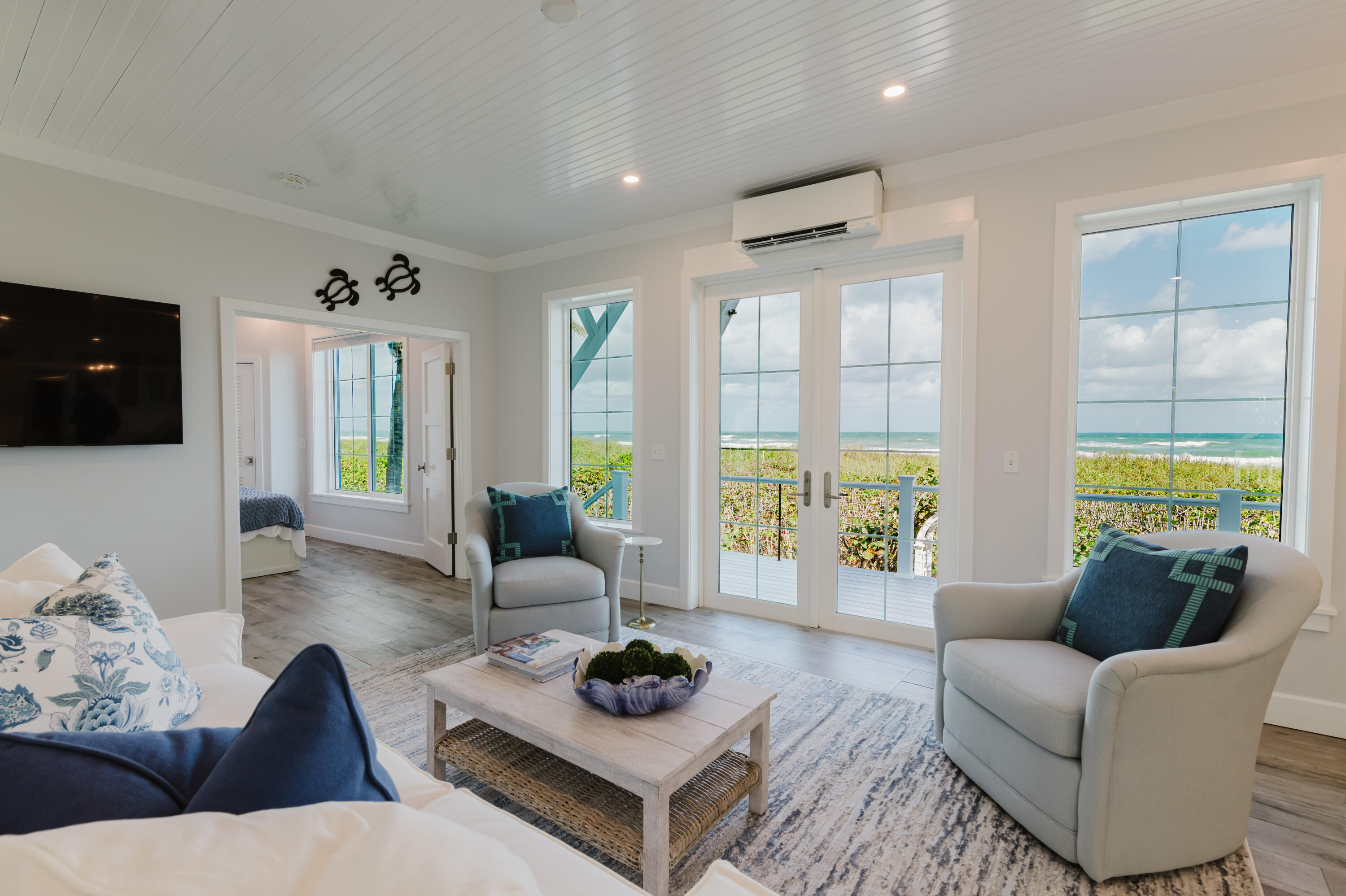 113 N Beach, Jupiter Island FL 33455