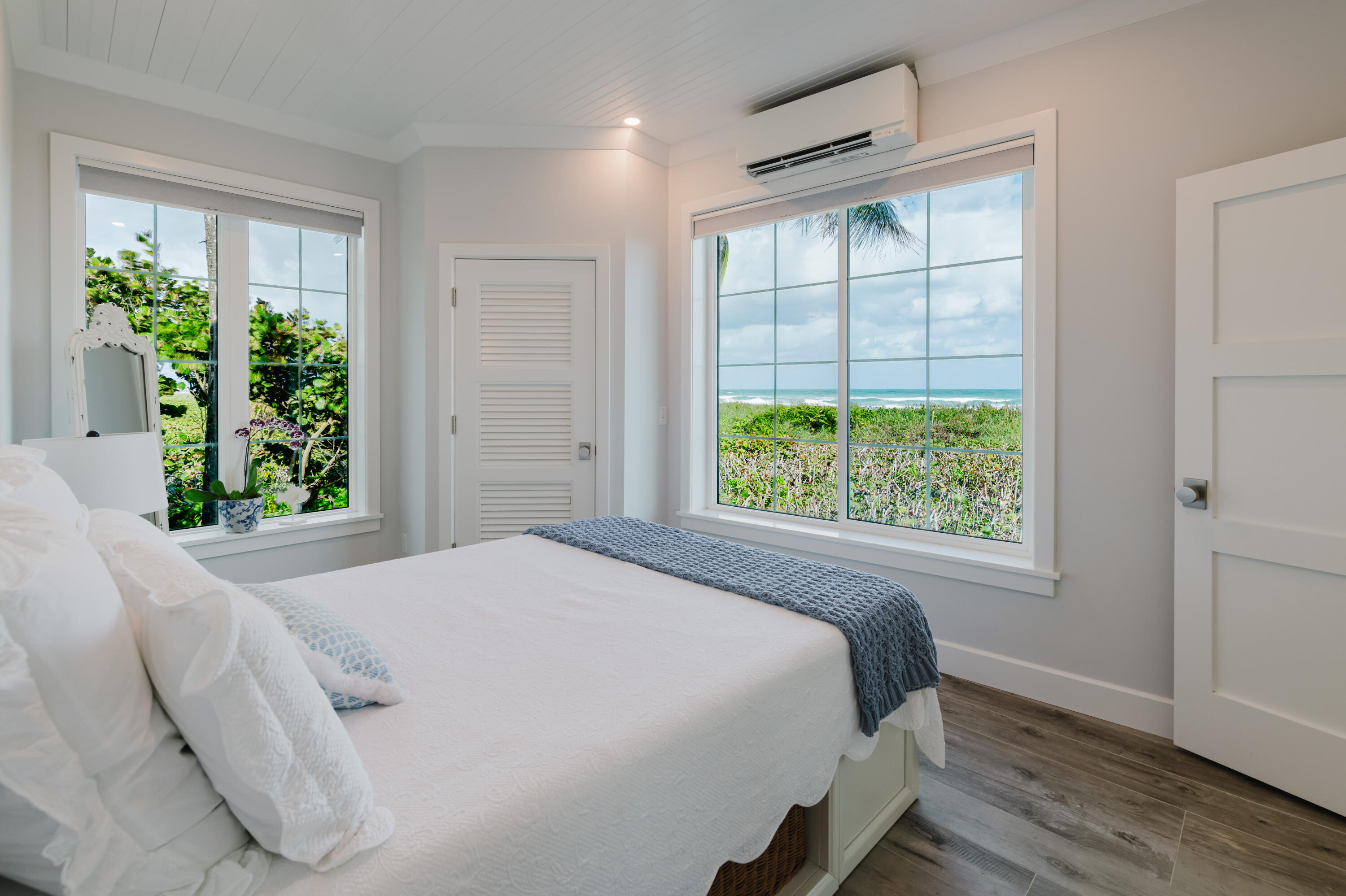 113 N Beach, Jupiter Island FL 33455